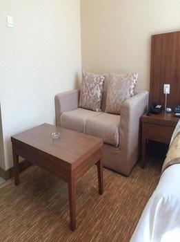 Lantuo Business Hotel Шъдзяджуан Екстериор снимка